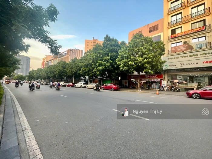 Cực phẩm mặt phố nguyễn văn huyên building 10 tầng dòng tiền 400 tr/tháng, dt 190m2, mt 8.1m