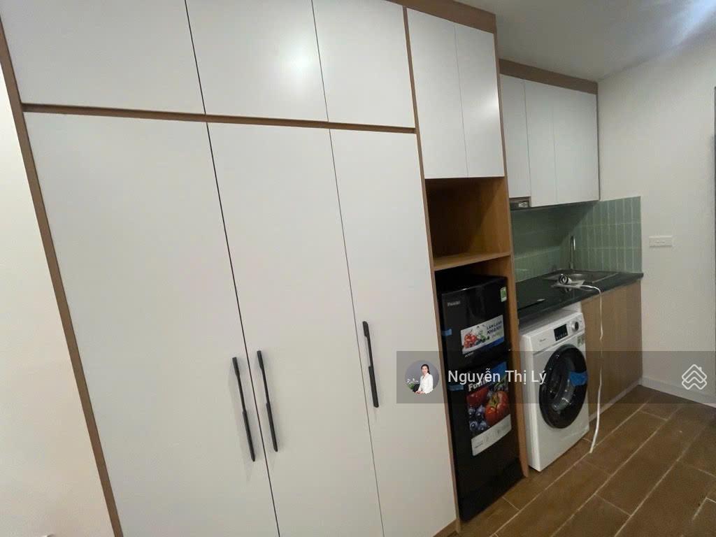 Siêu phẩm ccmn trần cung  9 tầng thang máy  35 phòng  dòng tiền 230tr/tháng (rcg305049)