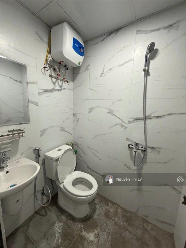 Siêu phẩm ccmn trần cung  9 tầng thang máy  35 phòng  dòng tiền 230tr/tháng (rcg305049)