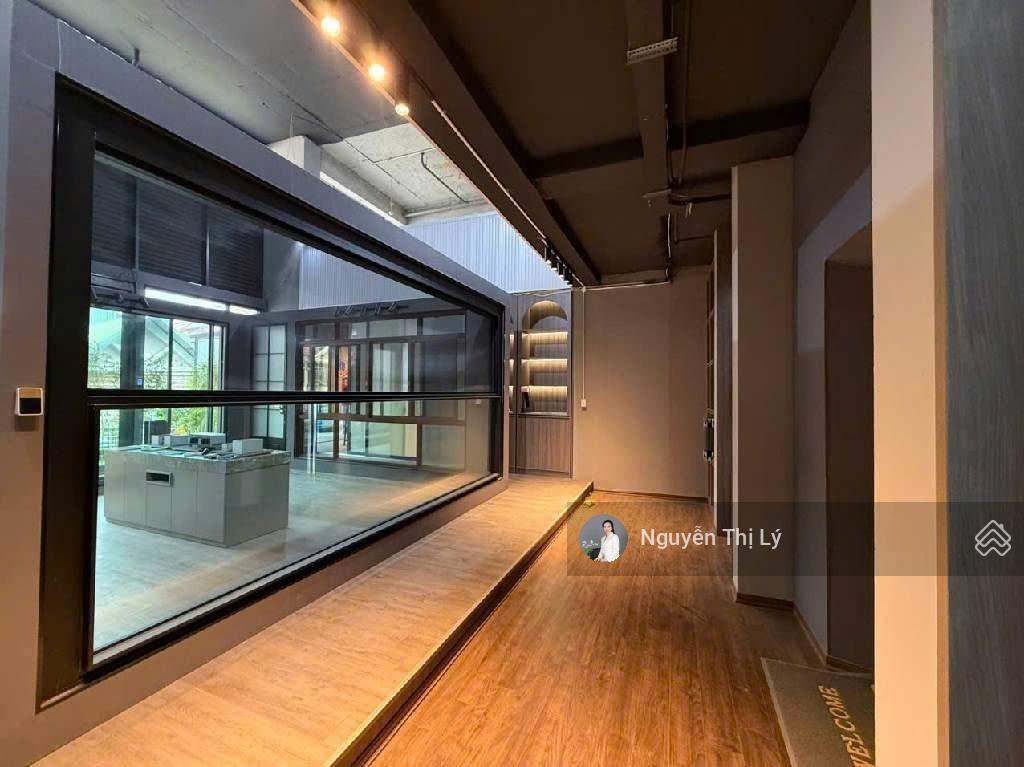 Siêu building vp lạc long quân ô tô tránh + vỉa hè 8 tầng thang máy mặt tiền khủng (rthl10075)