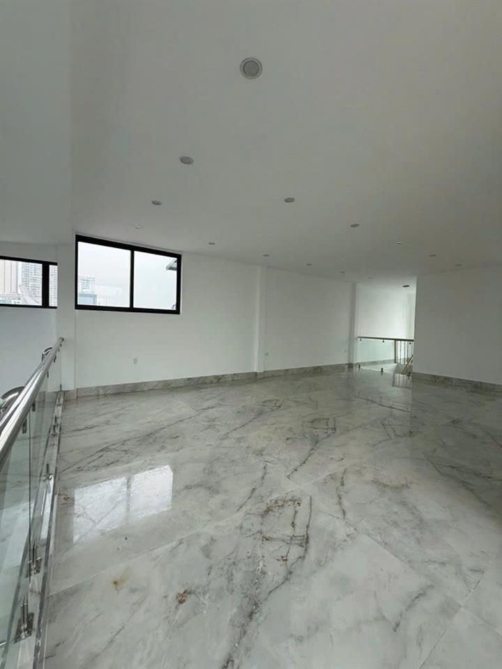 Siêu building lê đức thọ 11 tầng thang máy thông sàn văn phòng dòng tiền 2.5 tỷ/năm (stl5010043)