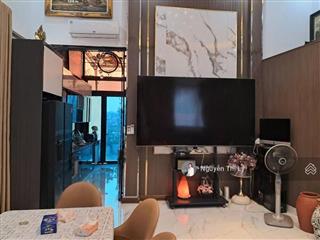 Siêu phẩm lạc long quân 8 tầng thang máy vài bước ra hồ tây vừa ở vừa cho thuê đẳng cấp (tcg305069)