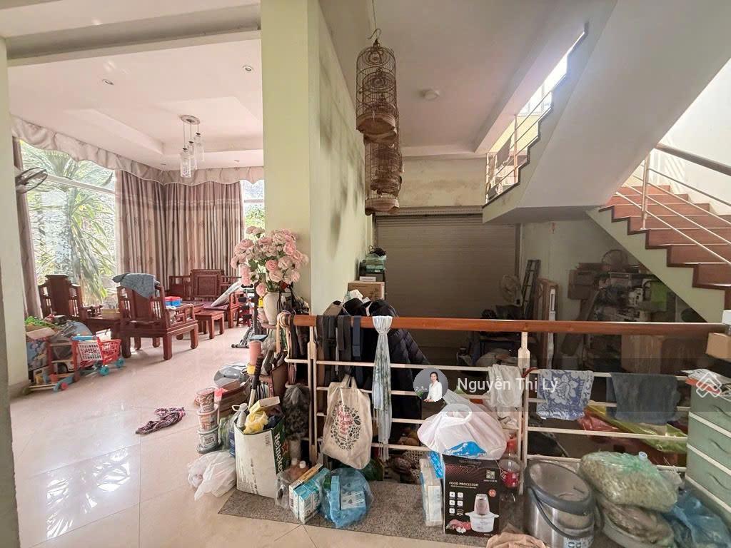 Bán nhà 500m2 phú diễn 2 mặt tiền dòng tiền sẵn có ô tô tải tránh sẵn 2 tòa nhà 5 tầng