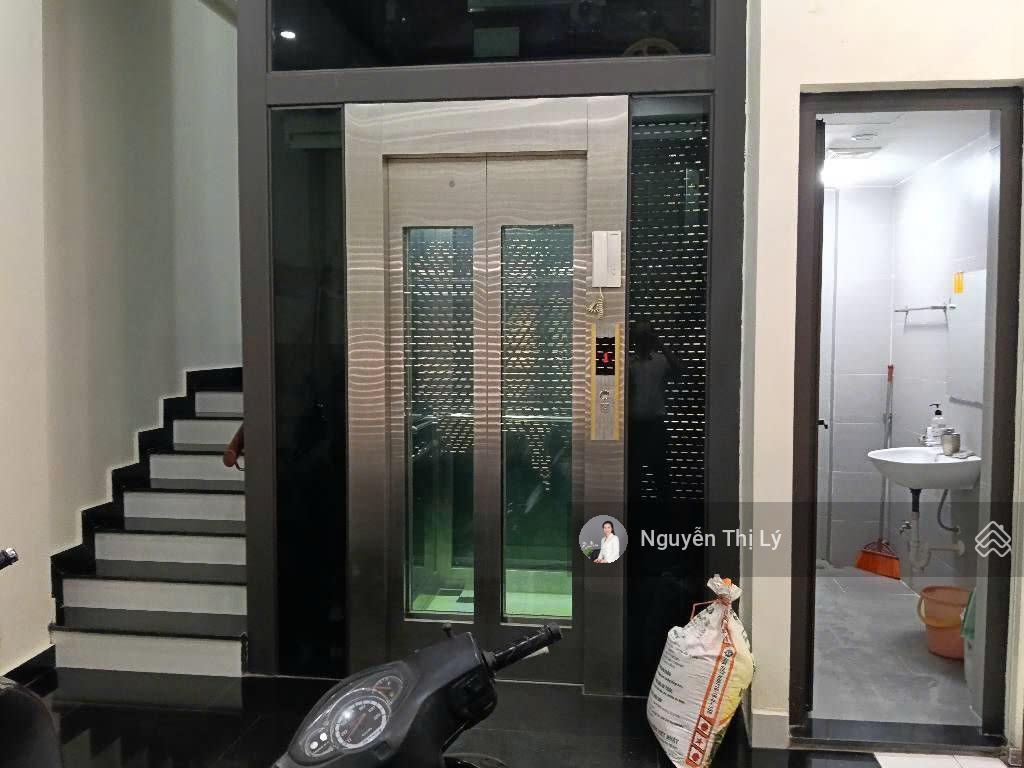 Siêu phẩm phân lô cầu diễn lô góc 2 mặt tiền 6 tầng thang máy vỉa hè đá tránh (vtl30501)