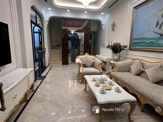 Biệt thự kđt mỹ đình 1 mặt tiền rộng 6 tầng thang máy nội thất vàng tâm điểm trường (xtl5010035)