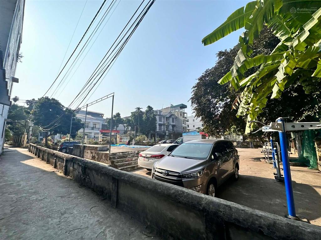 Nhà dân xây mới 2025, nợ bank cần bán gấp (kín)