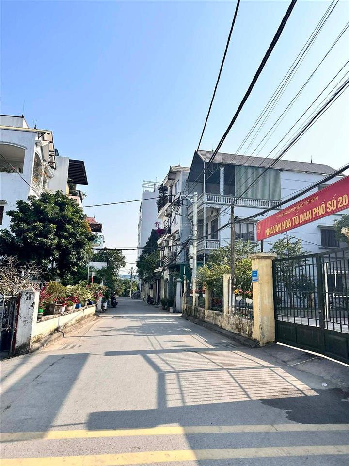 Nhà dân xây mới 2025, nợ bank cần bán gấp (kín)