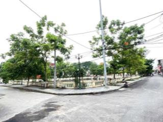 Chỉ hơn 2tỷ lô đất vuông vắn, đường thông xe tải vào, gần đường võ nguyên giáp  nhật tân.