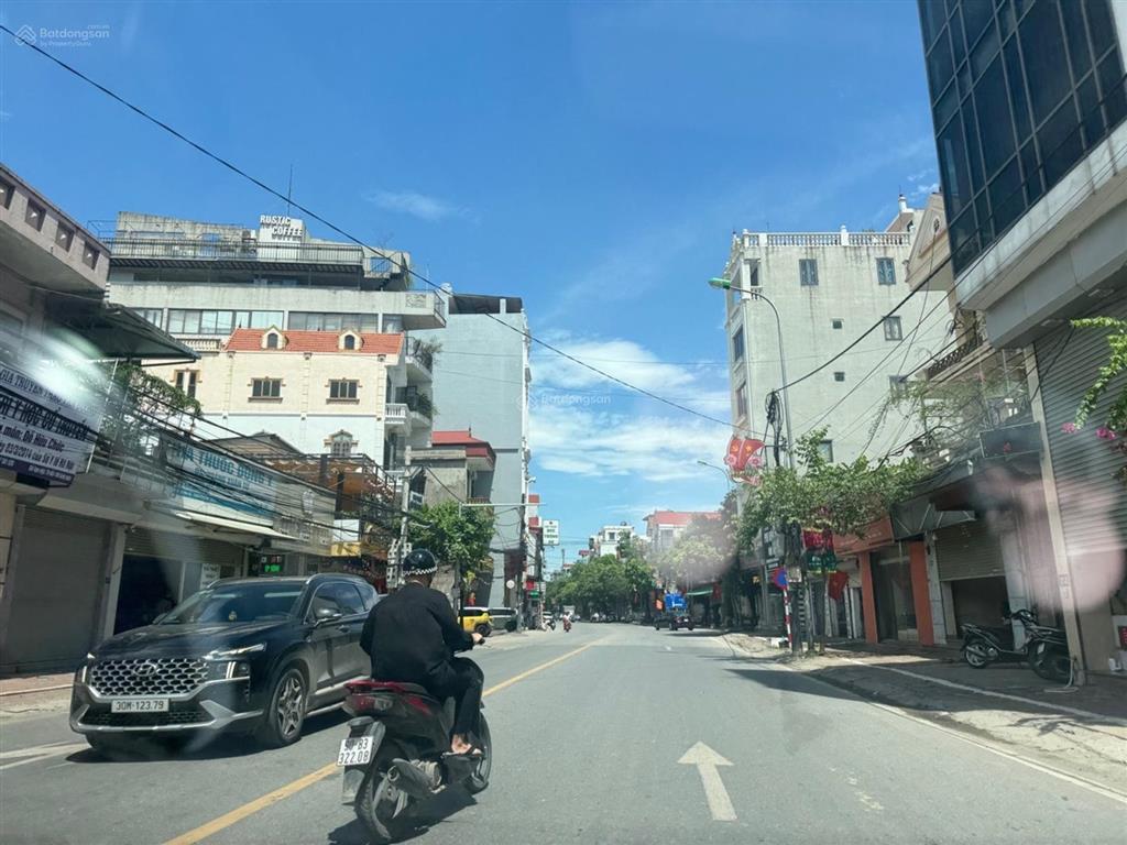 Lô đất vân nội, đông anh, ô tô vào, mặt tiền rộng xây đc 2 căn nhà, giá rẻ.