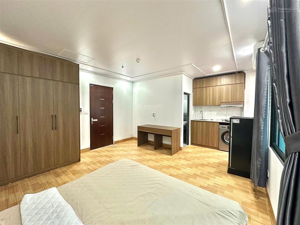 Xem là chốt  studio 5tr5  ô tô tải đỗ cửa  ngõ 2 đại lộ thăng long