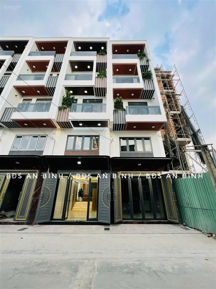 Bán dãy nhà phố liền kề 818 lê trọng tấn. (4m*20m  9tỷ400), đường nhựa 12m, 2 oto tránh nhau