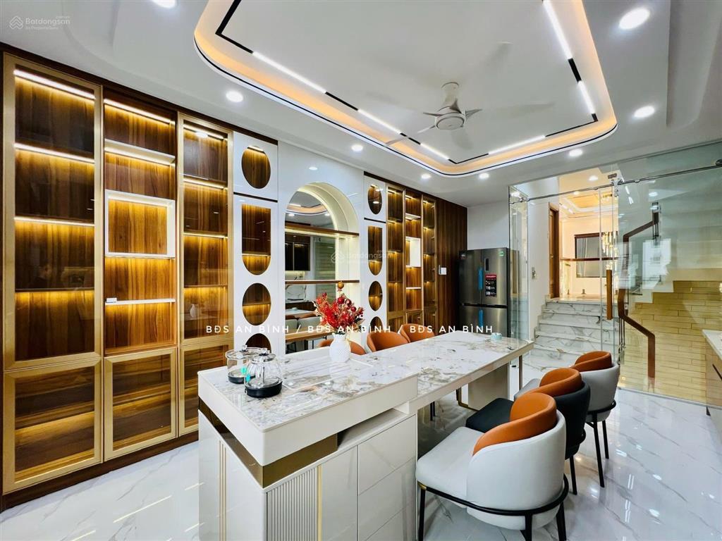 Bán dãy nhà phố liền kề 818 lê trọng tấn. (4m*20m  9tỷ400), đường nhựa 12m, 2 oto tránh nhau