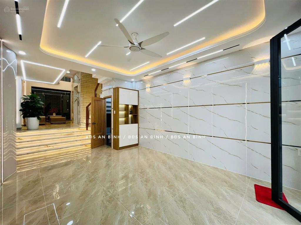 Bán dãy nhà phố liền kề 818 lê trọng tấn. (4m*20m  9tỷ400), đường nhựa 12m, 2 oto tránh nhau