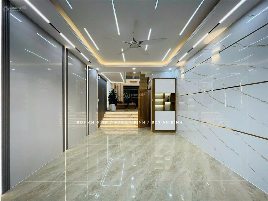 Bán dãy nhà phố liền kề 818 lê trọng tấn. (4m*20m  9tỷ400), đường nhựa 12m, 2 oto tránh nhau