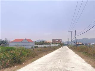 Chuyên đất biển dốc lết. e nhận ký gửi đất biển dốc lết..anh chị cần mua hoặc bán ký gửi e