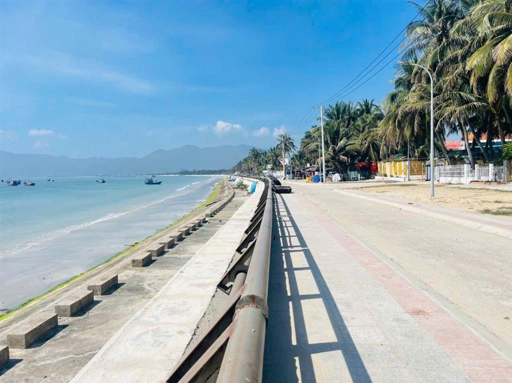 E vũ chuyên săn nguồn đất biển và nhận ký gửi đất biển dốc lết