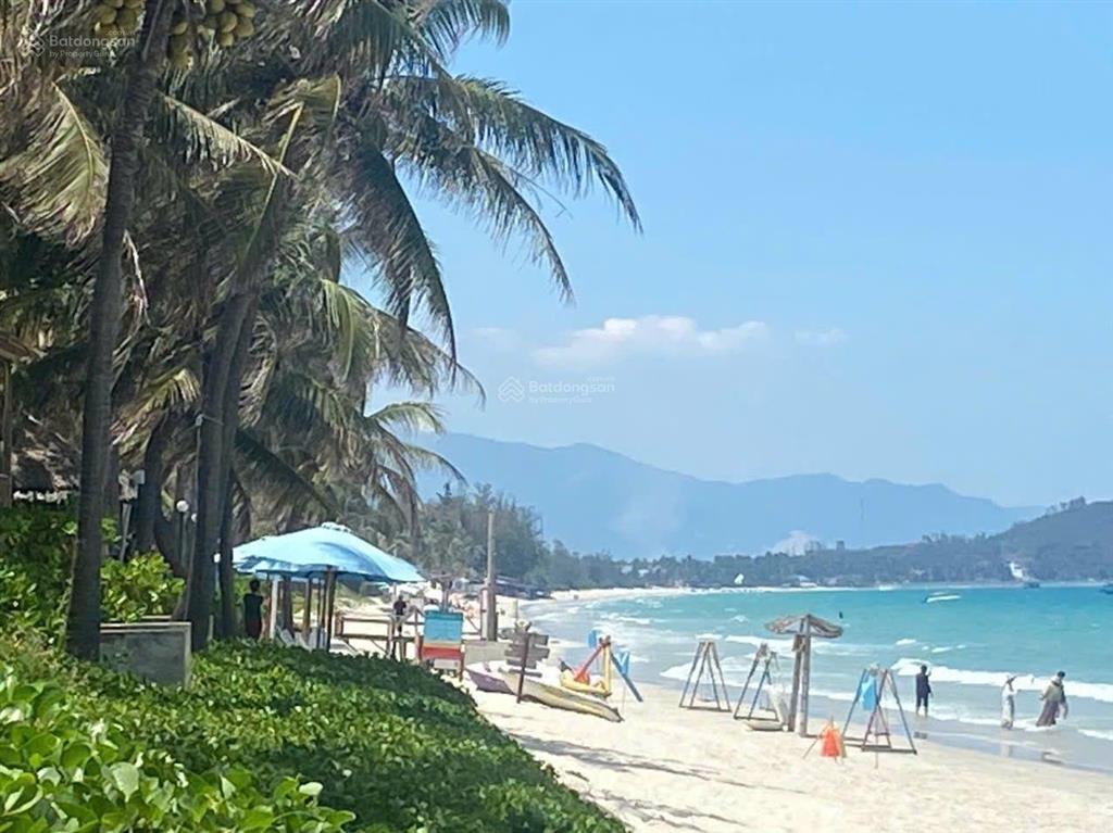 Dốc lết lô đất trực diện biển. hướng chính đông ngày bãi tắm chính