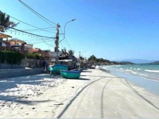E chuyên nhận ký gửi và cần bán lô đất trực diện biển dốc lết