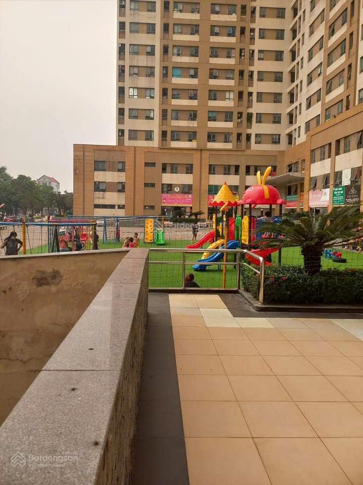 Cho thuê căn góc 3 ngủ chung cư tân tây đô.