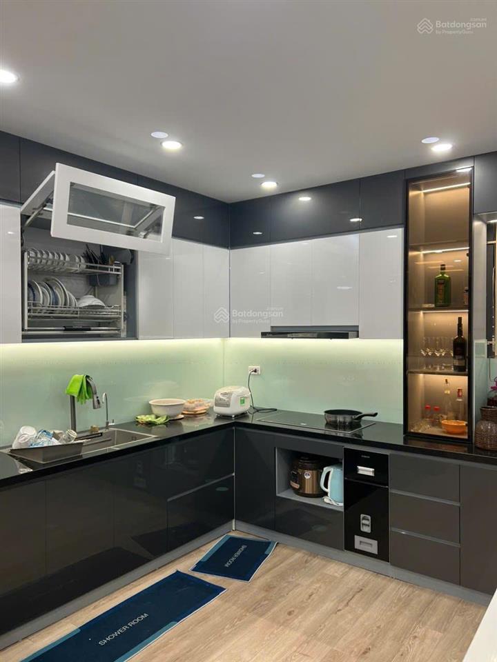 Cho thuê căn góc 3 ngủ chung cư tân tây đô.