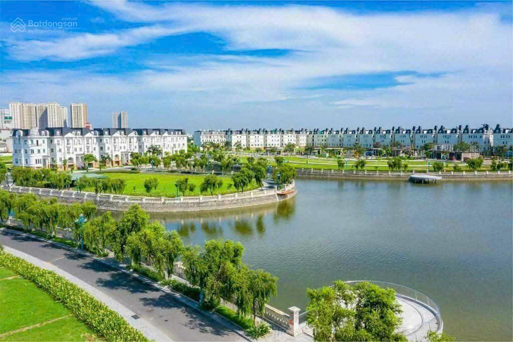 Em hiển. chuyên mua bán biệt thự , liền kề, chung cư khu vực tân tây đô.