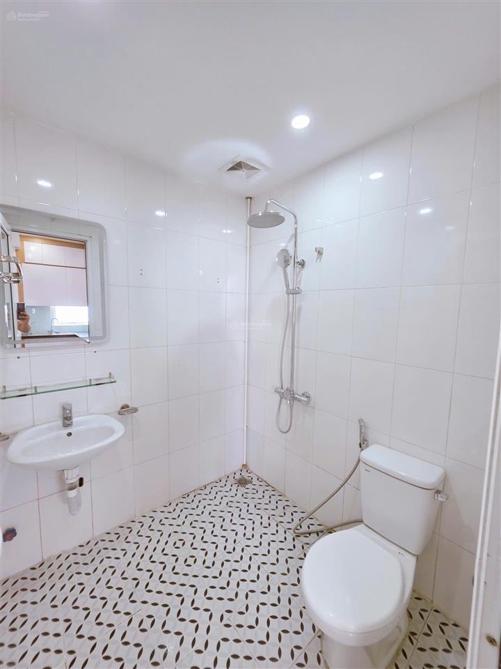 Bán nhà liền kề 95m2, 5 tầng hoàn thiện đẹp