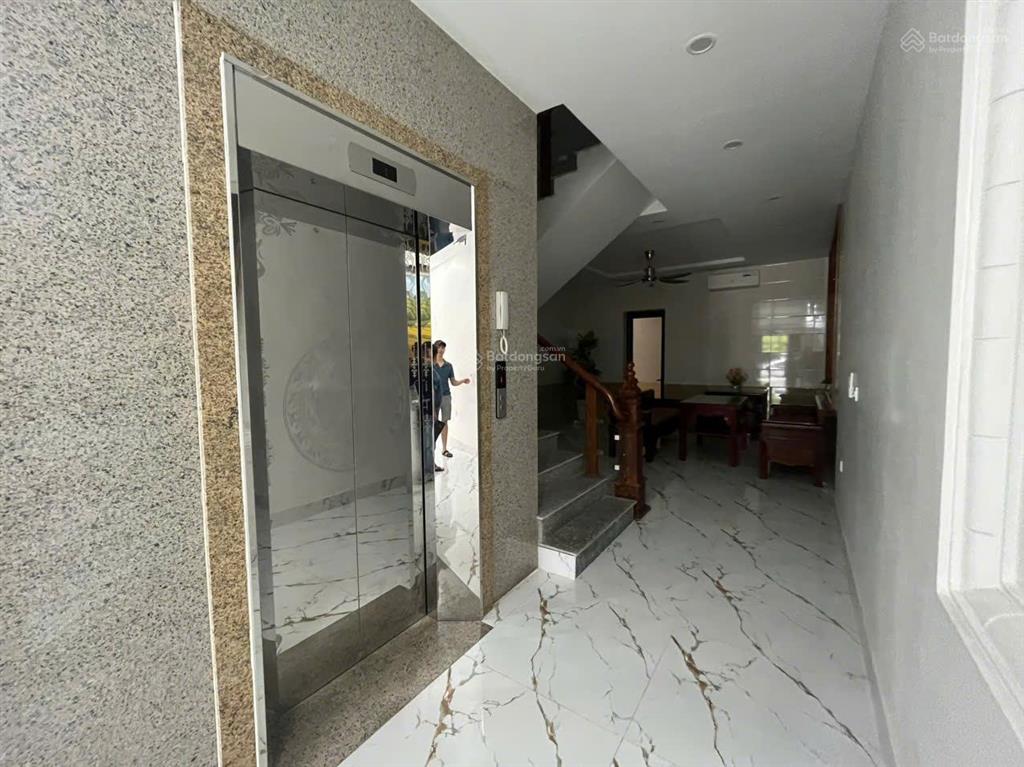 Bán nhà liền kề 95m2, 5 tầng hoàn thiện đẹp