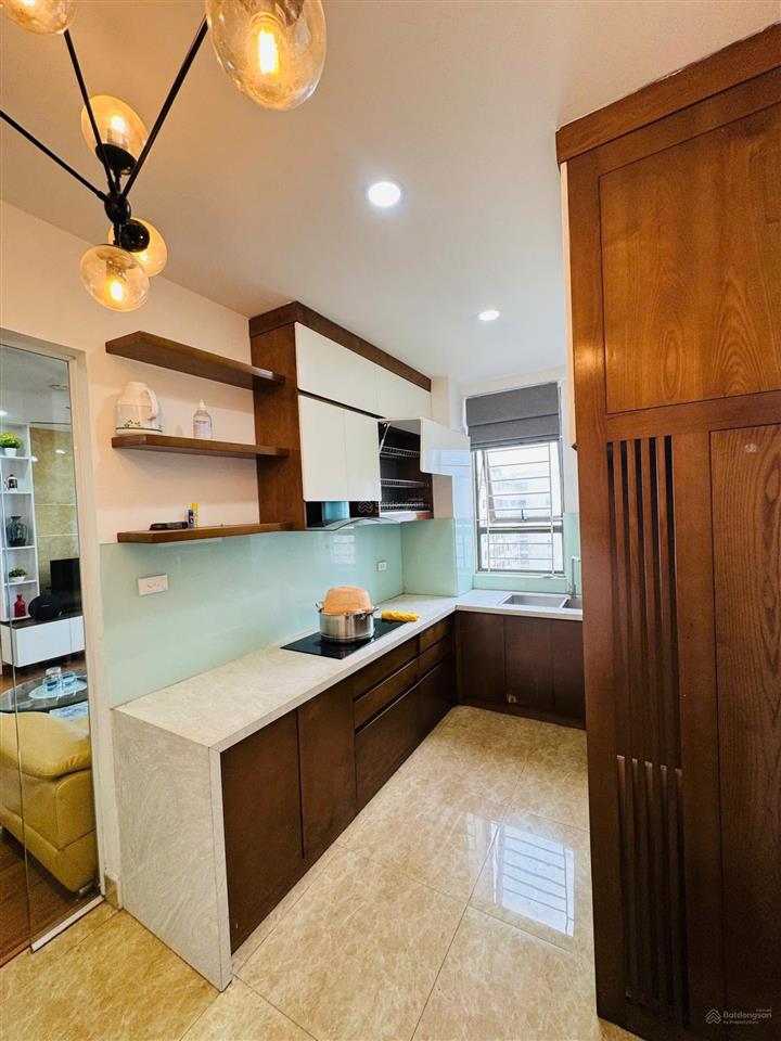 Bán căn góc 3 ngủ chung cư tân tây đô.