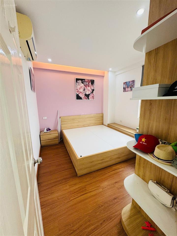 Bán căn góc 3 ngủ chung cư tân tây đô.
