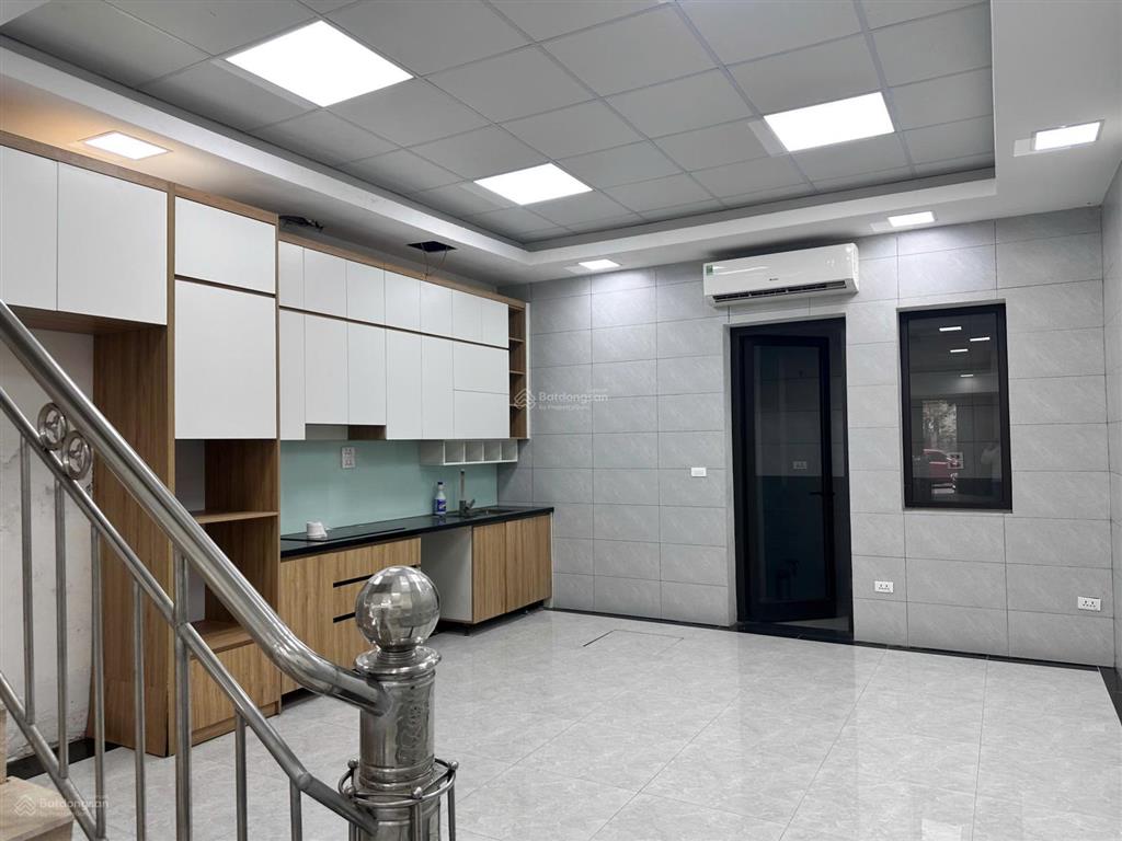 Cho thuê liền kề xây 5 tầng ở tân tây đô