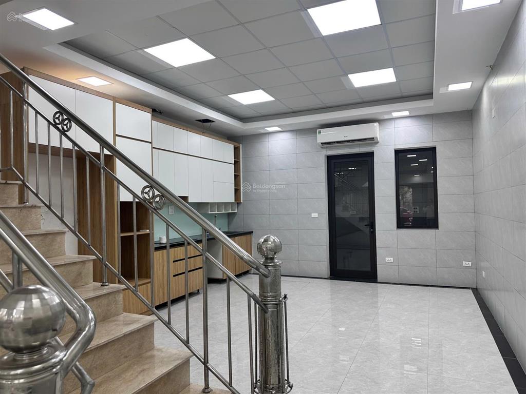 Cho thuê liền kề xây 5 tầng ở tân tây đô