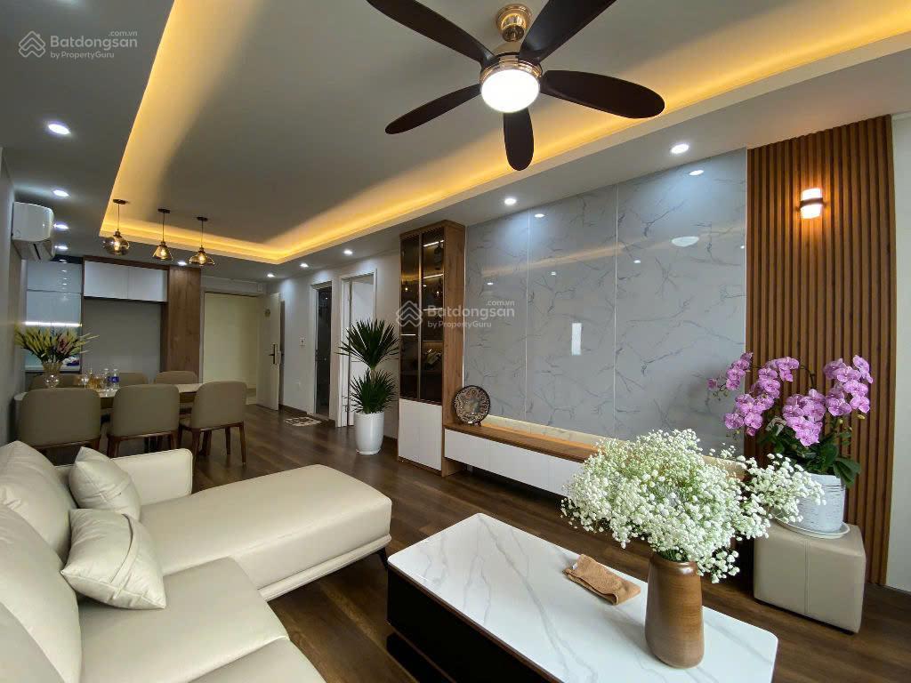 Bán căn 2 ngủ chung cư tân tây đô