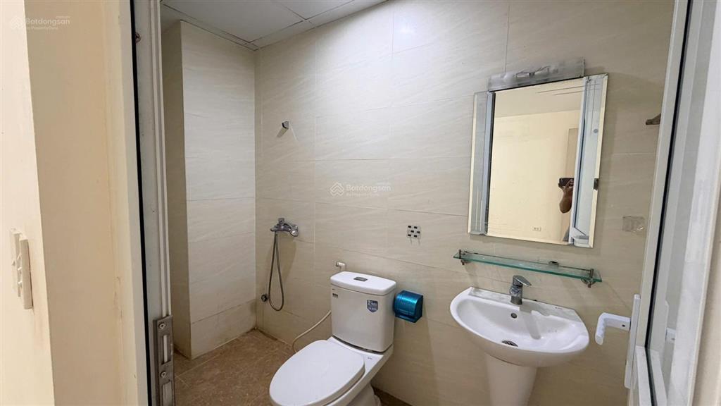 Bán căn 2 ngủ xphome star chung cư tân tây đô