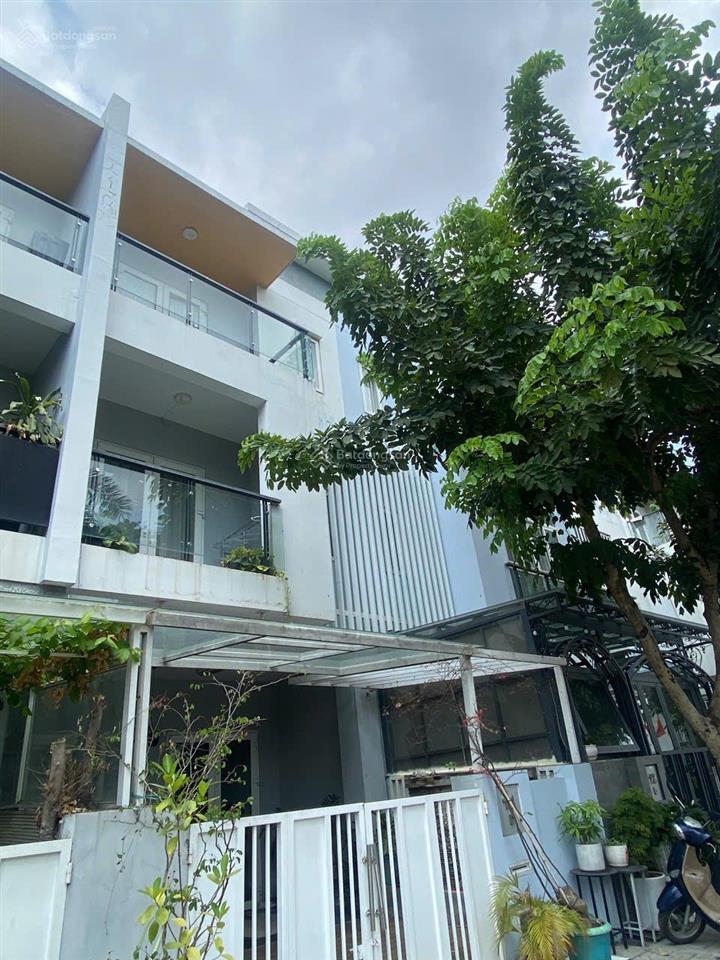 Nhà phố đường d,  mega village, phường long trường  80m², xây 3 tầng, giá chỉ 12 tỷ
