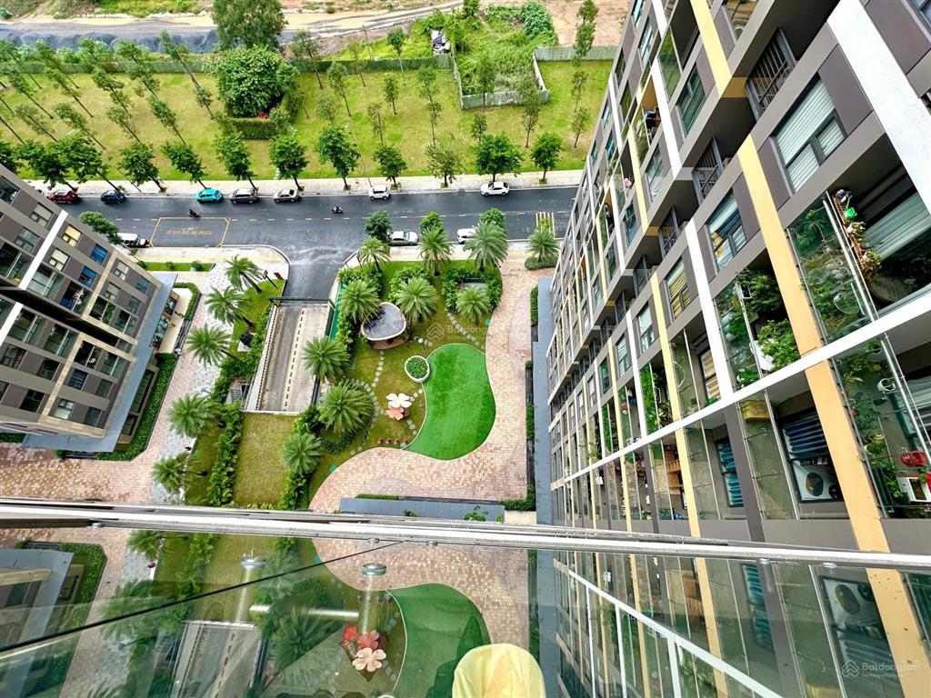 Bán nhanh 1pn+ chỉ 2ty4 diện tích 47m2 full nội thất phân khu beverly solary