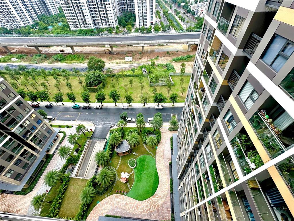 Bán nhanh 1pn+ chỉ 2ty4 diện tích 47m2 full nội thất phân khu beverly solary
