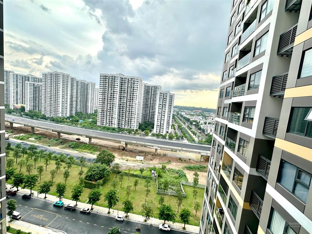 Bán nhanh 1pn+ chỉ 2ty4 diện tích 47m2 full nội thất phân khu beverly solary