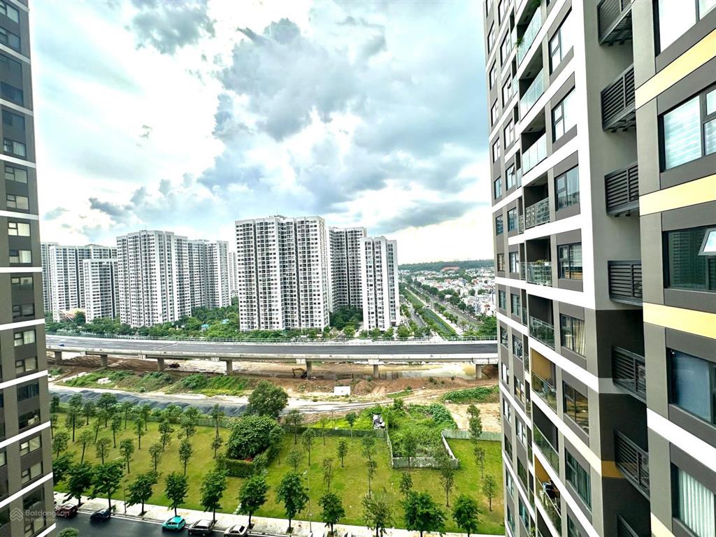 Bán nhanh 1pn+ chỉ 2ty4 diện tích 47m2 full nội thất phân khu beverly solary