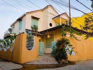 Bán villa 5 phòng hồ bơi, 199,8m2 đất ở đô thị cẩm châu, hội an, đường 10,5m trung tâm, giá 11,5 tỷ