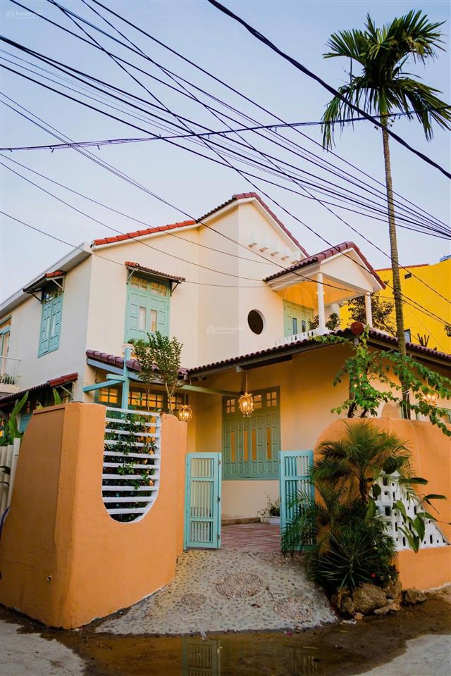 Bán villa 5 phòng hồ bơi, 199,8m2 đất ở đô thị cẩm châu, hội an, đường 10,5m trung tâm, giá 11,5 tỷ