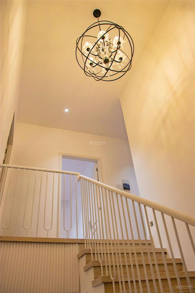 Bán villa 5 phòng hồ bơi, 199,8m2 đất ở đô thị cẩm châu, hội an, đường 10,5m trung tâm, giá 11,5 tỷ