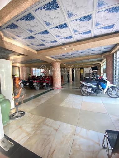 Bán khách sạn đang kd mt đường 156b an dương vương, phường 16, quận 8 (phường phú định), tp.hcm.