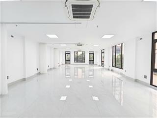 Chính chủ cho thuê văn phòng dt150m2 mặt phố cự lộc, thanh xuânngã tư sở giá thuê 31 triệu/tháng.