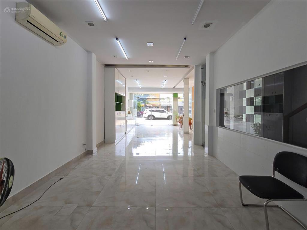 Mặt bằng kinh doanh mặt tiền đường trần trọng cung  quận 7 | ~40m2 | vỉa hè rộng | lối đi riêng