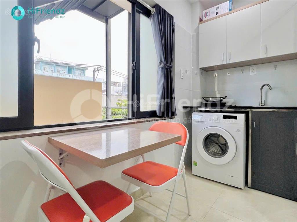 Hình thật giá thật cho thuê căn hộ dịch vụ dạng studio mới xây tại đường lý phục man  quận 7