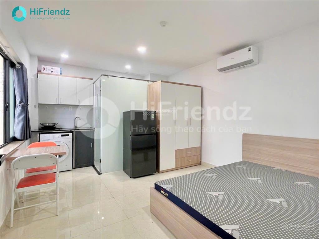 Hình thật giá thật cho thuê căn hộ dịch vụ dạng studio mới xây tại đường lý phục man  quận 7
