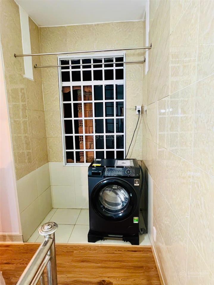 Nhà kiệt 2.5 tầng điện biên phủ  0564 113 ***