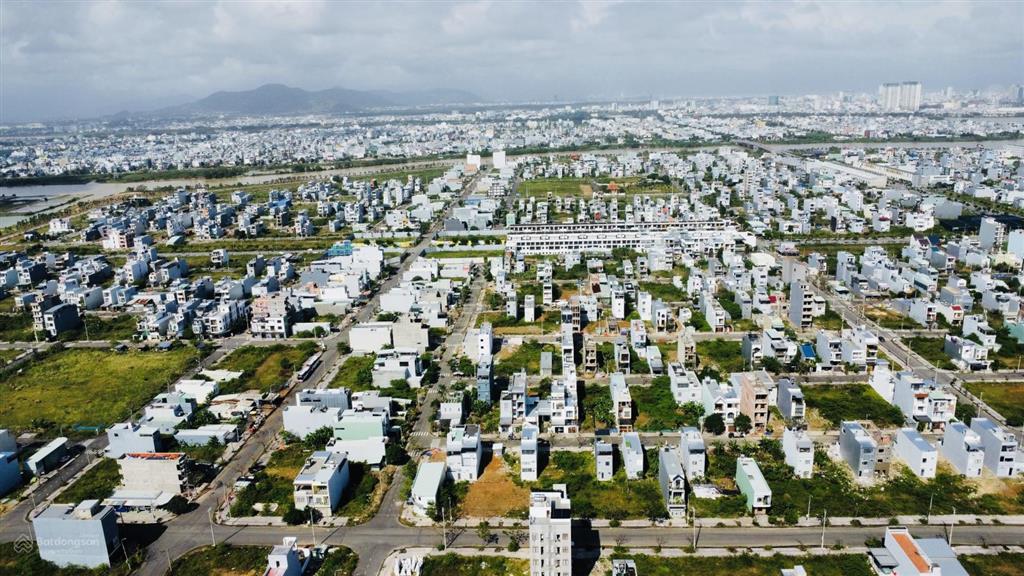 Chính chủ  bán đông nam, nam hoà xuân sát trục đường minh mạng vs trương quang được