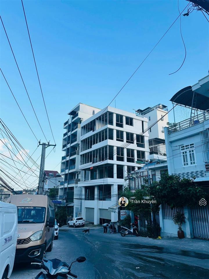 Bán tòa căn hộ 7 tầng bắc nha trang, 120m2, mt 11m, gần biển, thu 150tr/tháng