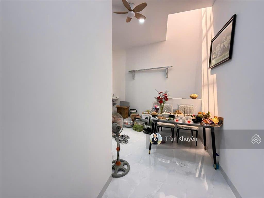 Nhà cấp 4 mới đẹp hẻm ô tô nguyễn khuyến  vĩnh hải, gần biển, sổ hồng fullthổ cư